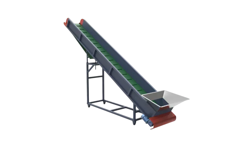 Belt conveyor with metal separator for plastic recycling