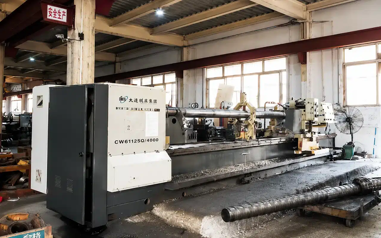 Heavy Duty CNC Lathe at HuaZhao