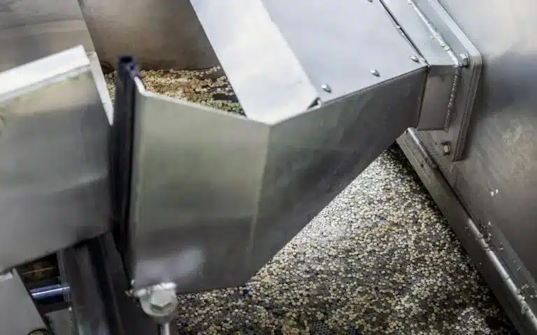 Water Ring Cutting.