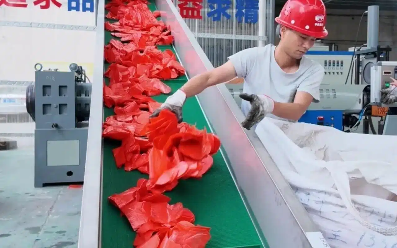 Disposable LDPE bags for plastic recycling