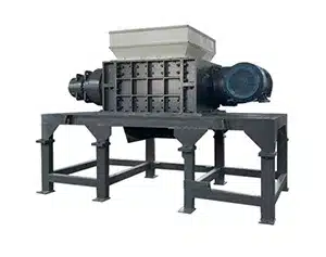 Double shaft shredder for rigid PP and HDPE plastic waste